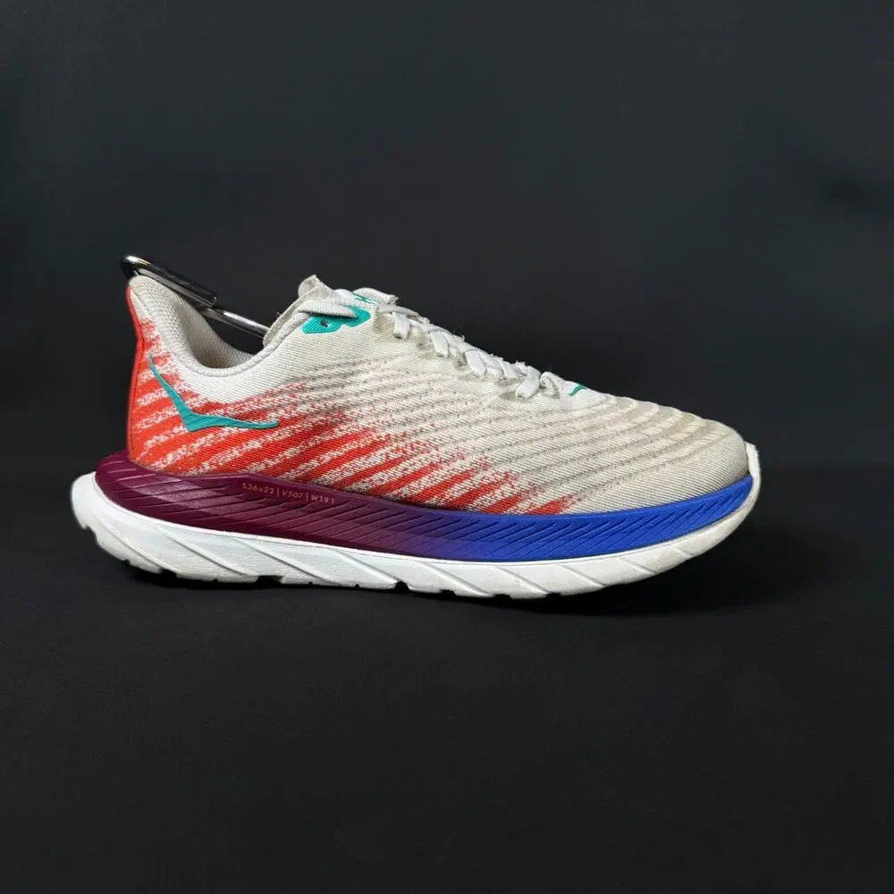 Hoka One One hoka one